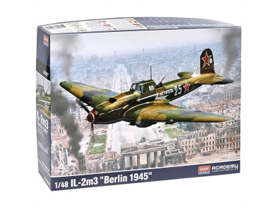 아카데미과학 IL-2m3 베를린 1945 프라모델 피규어