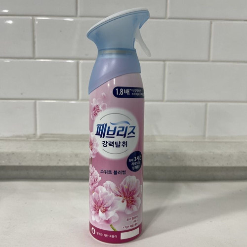 페브리즈에어 스위트블라썸 165g(공기탈취제)